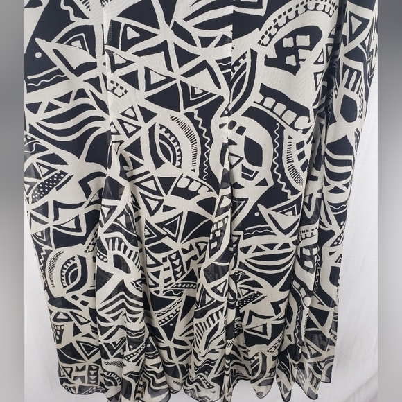 Chico's Black And Taupe Abstract Shapes Sleeveless Maxi 100% Silk Dress Sz L - Picture 8 of 10